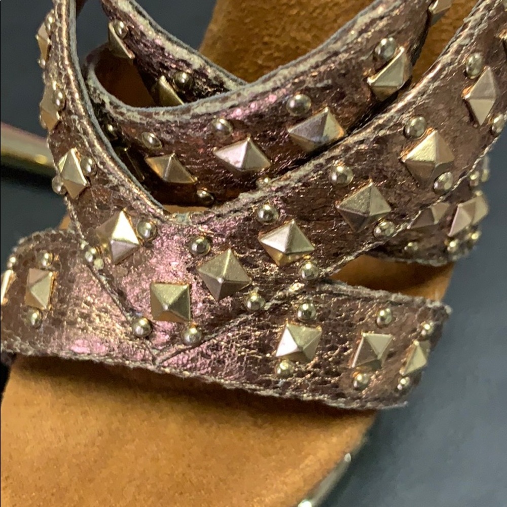 Gold Platforms - image 6